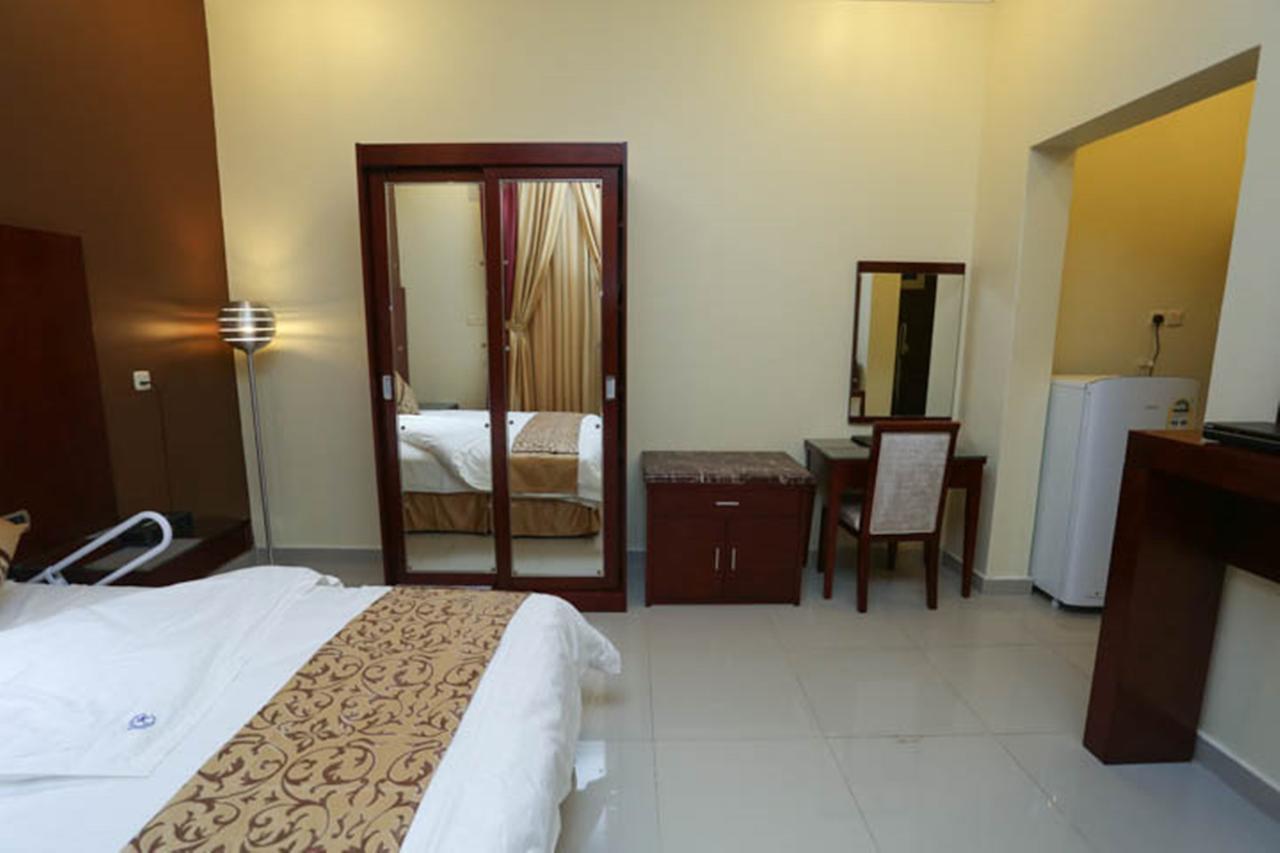 Raoum Inn - Hawtah Bani Tamim Hotat Bani Tamim Zimmer foto